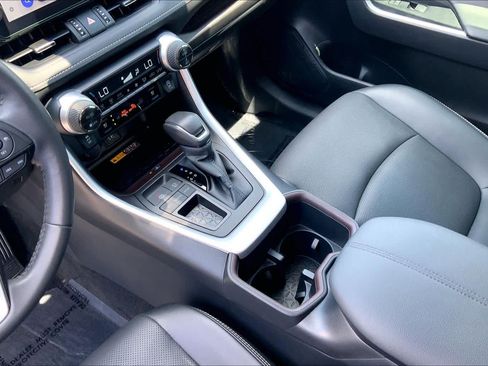 Used 2024 Toyota RAV4 Limited w/ Advanced Technology Package FWD image 17