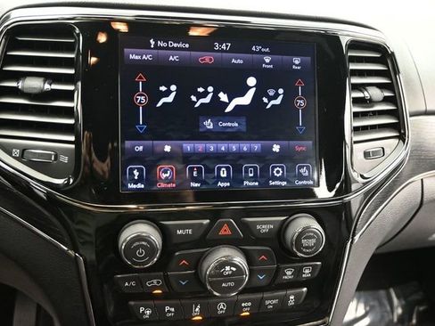 Used 2021 Jeep Grand Cherokee High Altitude image 13