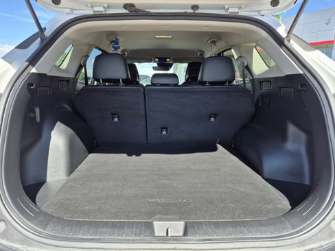 Used 2023 Kia Sportage EX image 20