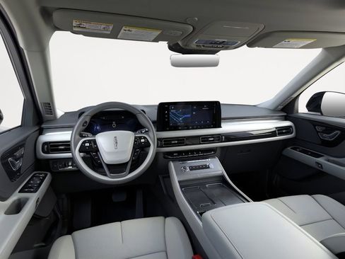 New 2026 Lincoln Aviator 2WD image 9
