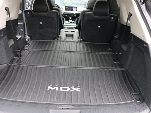 Used 2023 Acura MDX FWD w/ Technology Package image 37