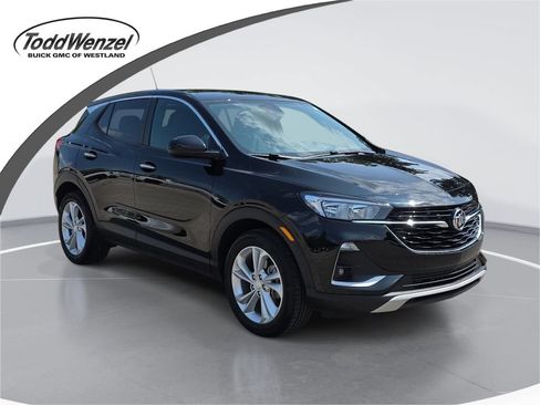 Certified 2023 Buick Encore GX Preferred w/ Cold Weather Comfort Package FWD image 1