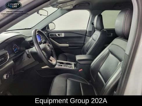 Certified 2021 Ford Explorer XLT w/ Equipment Group 202A AWD/4WD image 14