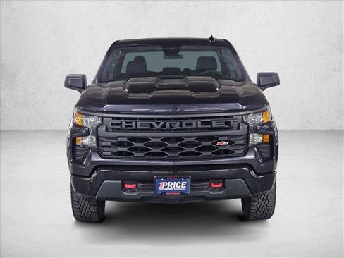 Used 2023 Chevrolet Silverado 1500 Custom Trail Boss AWD/4WD image 2