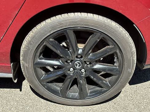 Used 2024 MAZDA MAZDA3 s FWD image 5