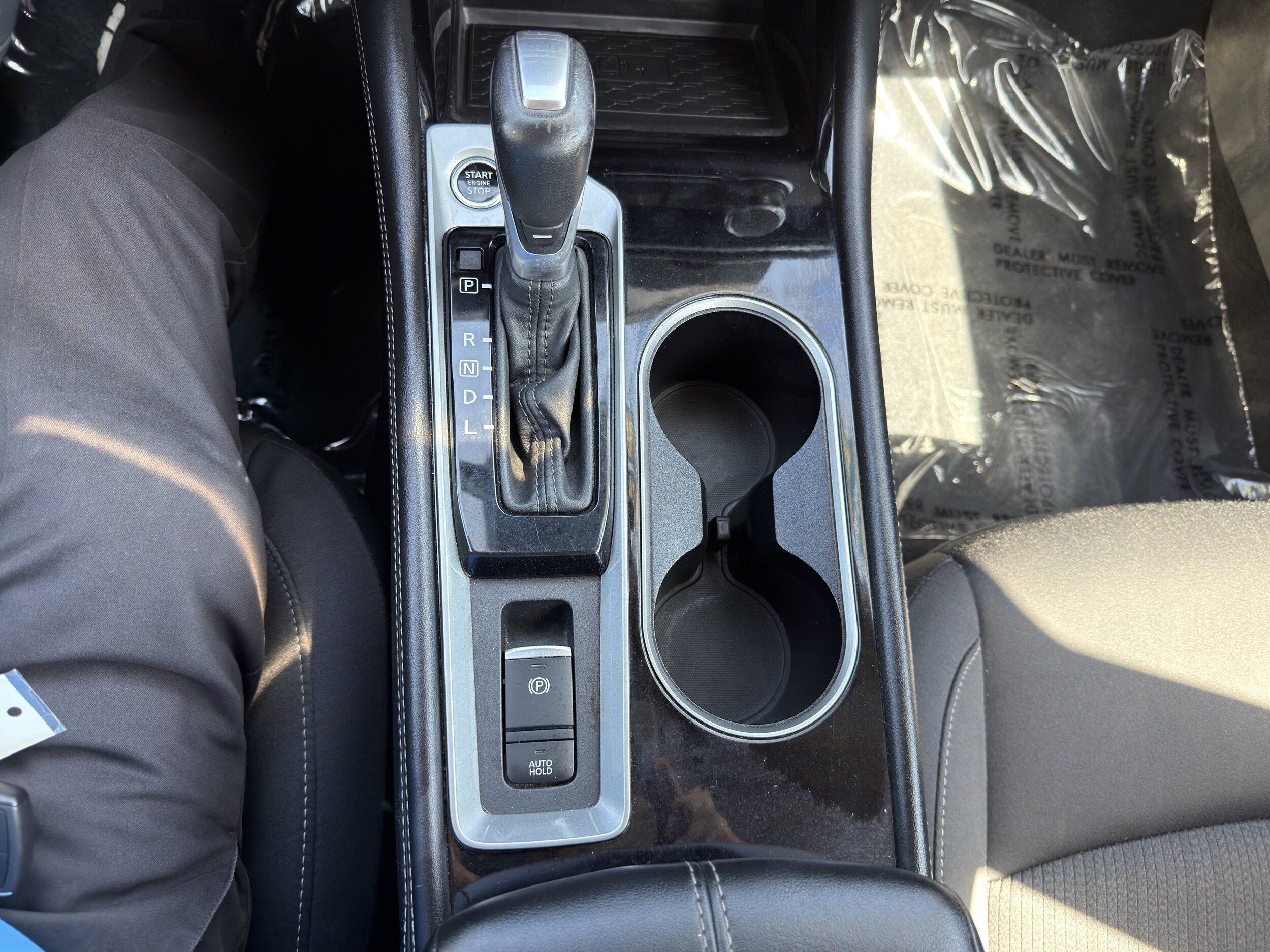 Used 2024 Nissan Altima 2.5 SV w/ SV Premium Package FWD image 34