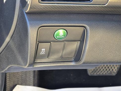 Used 2017 Honda Accord EX-L image 11