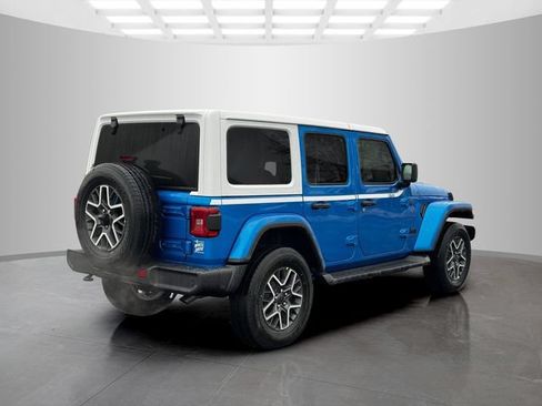 New 2026 Jeep Wrangler Unlimited Sahara AWD/4WD image 7