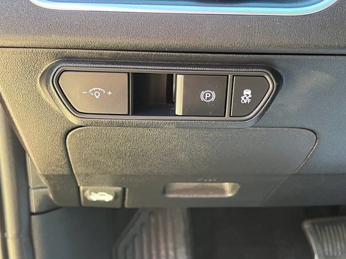 Used 2025 Kia K4 FWD image 25