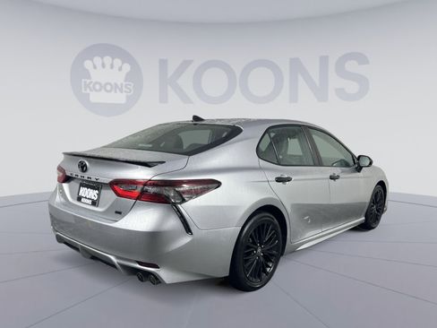 Used 2022 Toyota Camry SE image 7