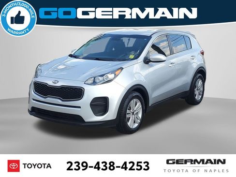 Used 2017 Kia Sportage LX image 1