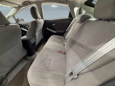 Used 2013 Toyota Prius Two image 18