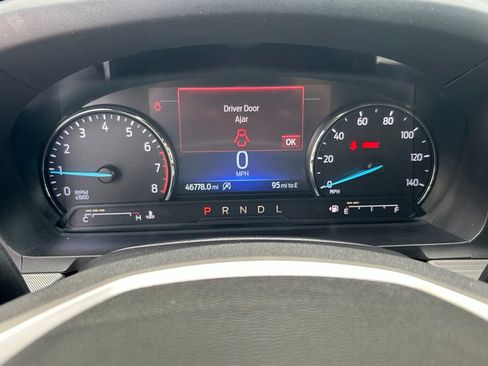 Used 2023 Ford Explorer XLT w/ Equipment Group 202A RWD image 18