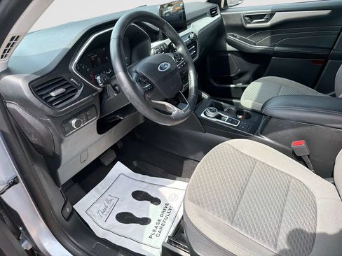 Used 2022 Ford Escape SE w/ Convenience Package FWD image 22