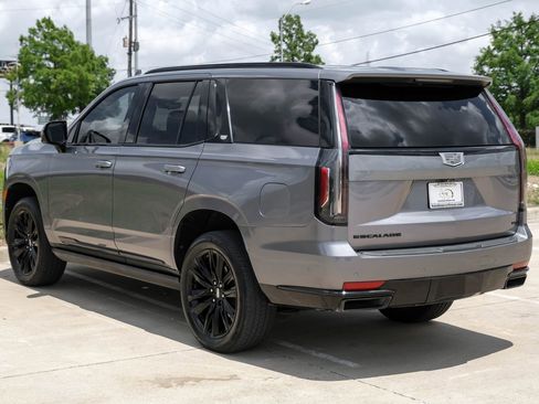 Used 2021 Cadillac Escalade Sport w/ Driver Assist Tech Package AWD/4WD image 10