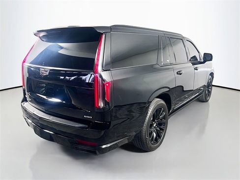 Used 2023 Cadillac Escalade ESV Sport Platinum image 7