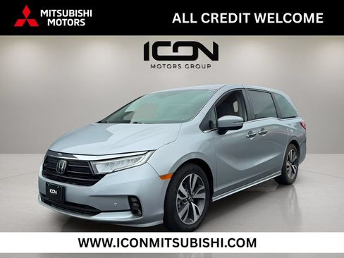 Used 2023 Honda Odyssey Touring image 1