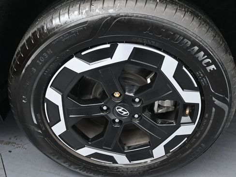 Used 2024 Hyundai Santa Fe SEL image 40