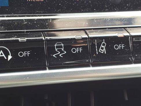 Used 2024 Jeep Compass Limited w/ Elite Group image 24