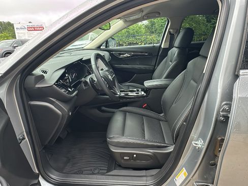 Used 2023 Buick Envision Essence AWD/4WD image 11