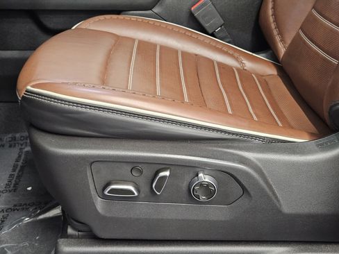 Used 2024 GMC Sierra 2500 Denali Ultimate image 33