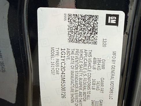 Used 2021 Chevrolet Corvette Stingray Premium Cpe w/ Z51 Performance Package RWD image 28