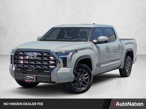 Used 2025 Toyota Tundra Platinum AWD/4WD image 1