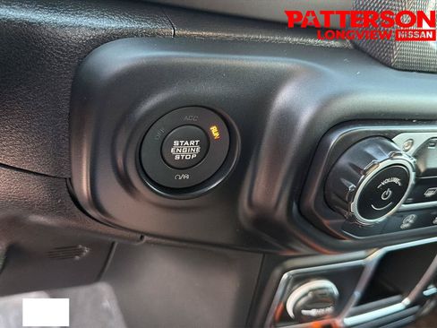 Used 2023 Jeep Gladiator Sport AWD/4WD image 14