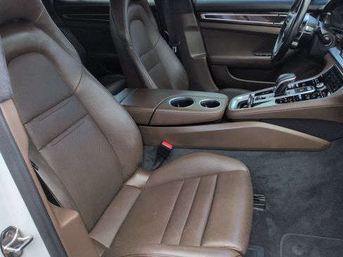 Used 2018 Porsche Panamera Turbo AWD/4WD image 24