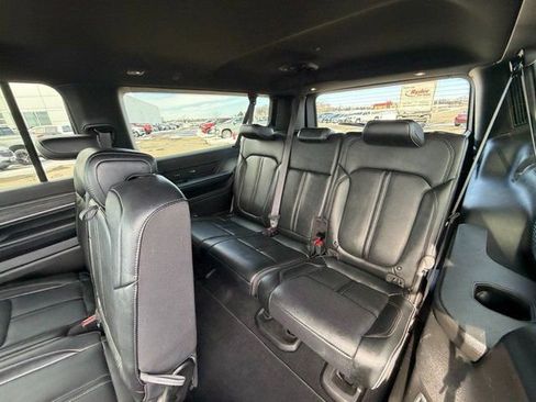 Used 2024 Jeep Wagoneer L Series II w/ Flexible Seating Group image 20