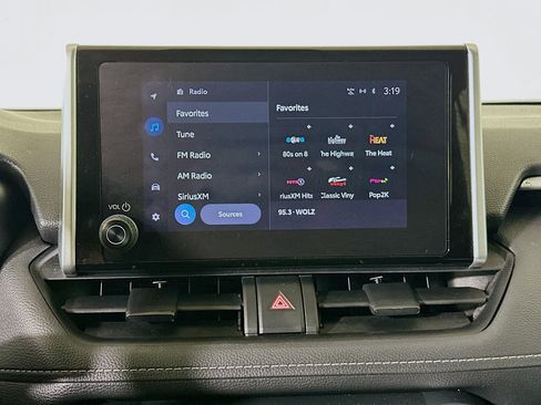 Used 2023 Toyota RAV4 XLE w/ Convenience Package FWD image 23