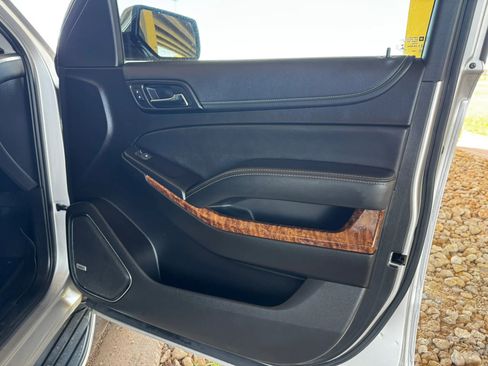 Used 2020 Chevrolet Tahoe Premier image 23