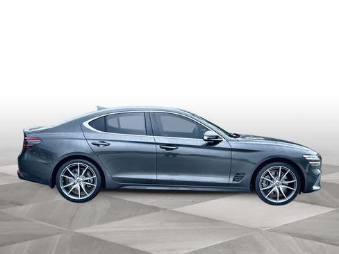 Used 2023 Genesis G70 3.3T RWD image 9