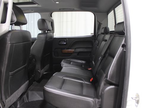 Used 2019 Chevrolet Silverado 2500 High Country w/ Duramax Plus Package image 23