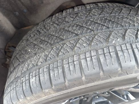 Used 2020 GMC Yukon XL SLT image 4