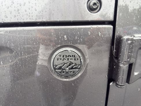 Used 2023 Jeep Wrangler Sport AWD/4WD image 12
