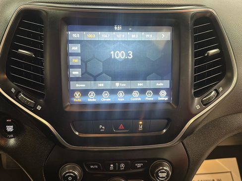 Certified 2021 Jeep Cherokee Latitude Lux 80th Anniv w/ Quick Order Package 26U 80TH image 21