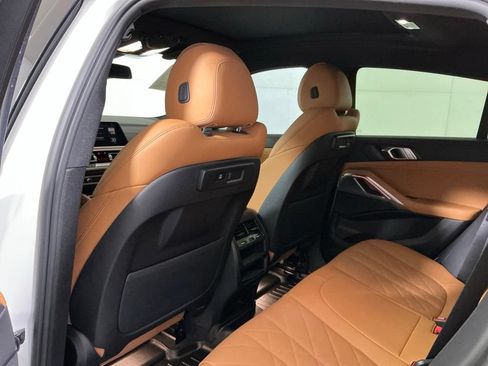 Certified 2023 BMW X6 xDrive40i w/ M Sport Package AWD/4WD image 25