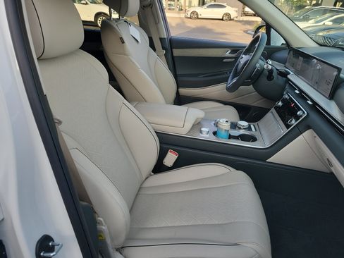Certified 2026 Genesis GV80 3.5T Advanced AWD/4WD image 20