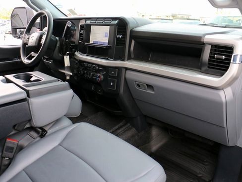 Used 2024 Ford F250 XL w/ XL Off-Road Package image 31