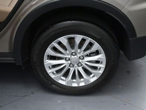 Certified 2024 Cadillac XT4 Luxury w/ Cold Weather Package FWD image 29