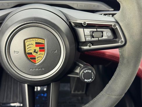 Used 2020 Porsche Taycan Turbo image 23