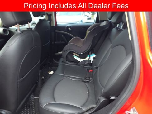 Used 2012 MINI Cooper Countryman FWD image 8