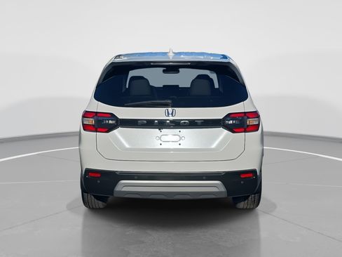 Used 2025 Honda Pilot EX-L image 6