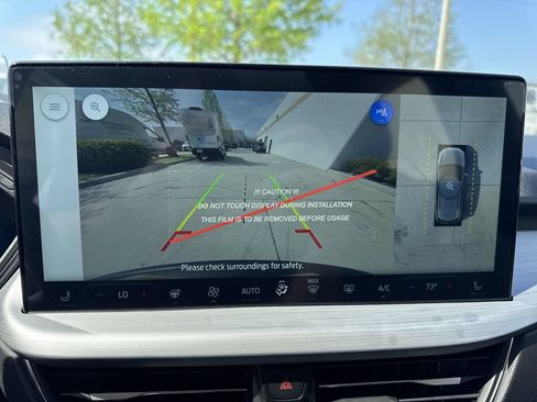 New 2025 Ford Escape SE w/ PHEV Premium Package FWD image 14