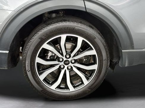 Used 2022 Ford Explorer ST AWD/4WD image 24