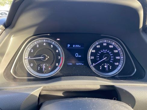 Used 2023 Hyundai Sonata SE FWD image 12