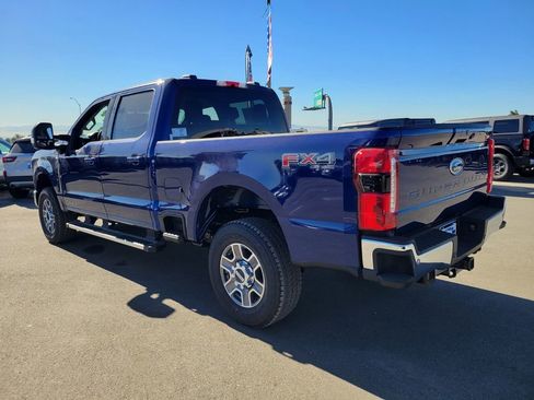 New 2026 Ford F250 Lariat w/ FX4 Off-Road Package image 3