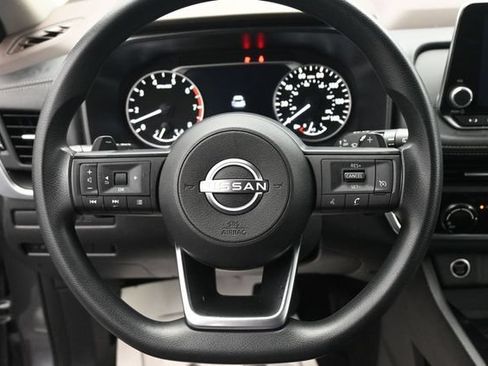 Used 2023 Nissan Rogue S AWD/4WD image 26