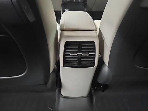 Used 2023 Kia Niro Wind w/ Wind Preserve Package FWD image 27